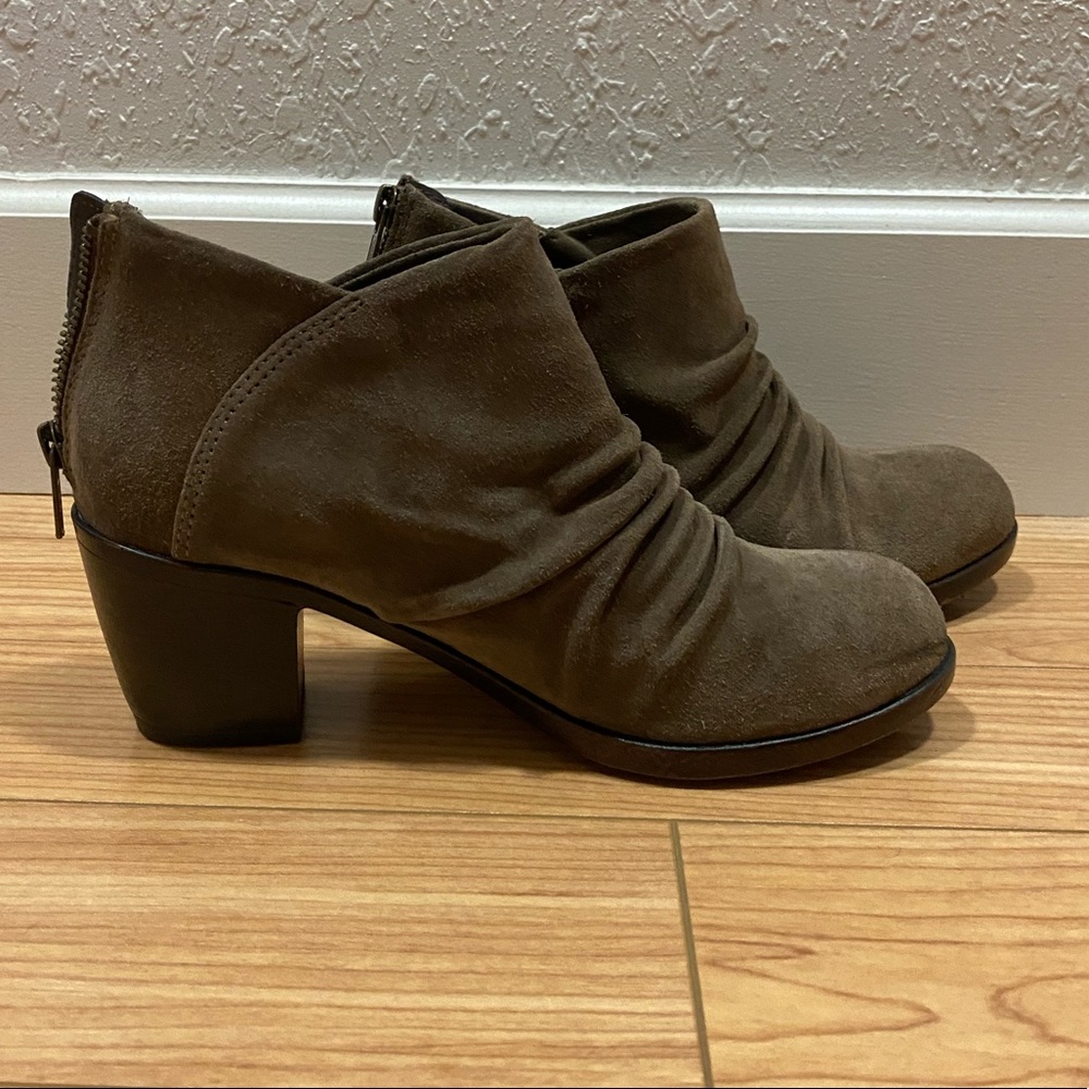 NEW b.o.c Leather Ankle Booties 6.5